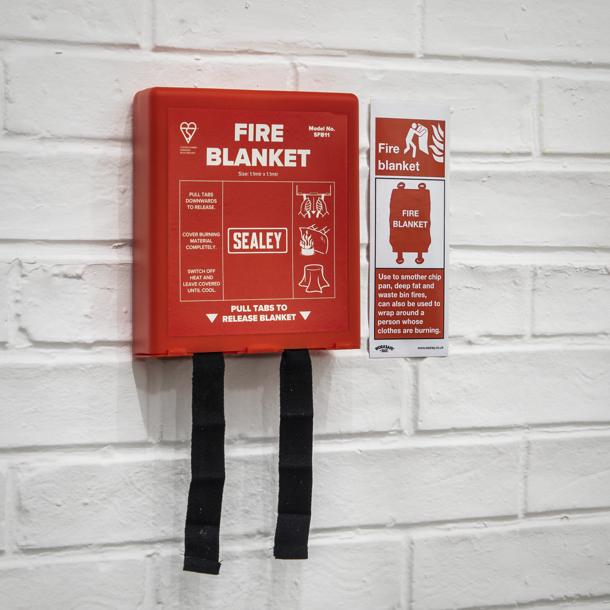 Worksafe SS53V1 Worksafe® Fire Blanket Safety Sign - Self-Adhesive Vinyl