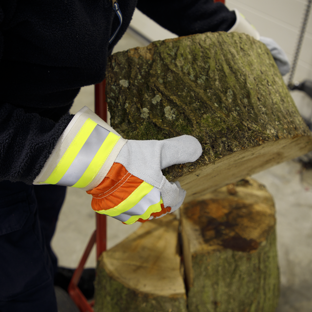 Worksafe SSP14HV Worksafe® Reflective Rigger's Gloves - Pair